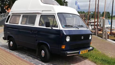 Rusty – Volkswagen T3 Westfalia (automatic), Retro