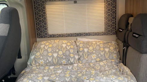 Luxurious 4 berth Motorhome 