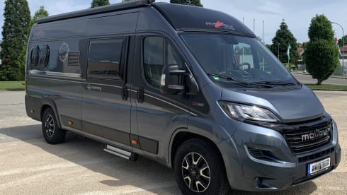 Malibu – Malibu Van 640 LE charming GT sky view