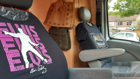Huisje op wielen – 3p Renault campervan from 2006