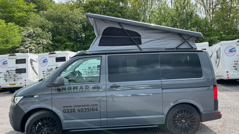 YS22RYH NOMAD Romford –  4 Berth Nomad Camper - Romford