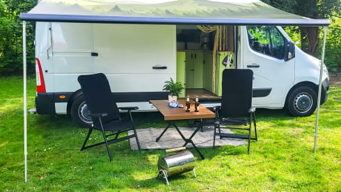 Camper beleving – 2p offgrid luxury - Renault Master L3H2