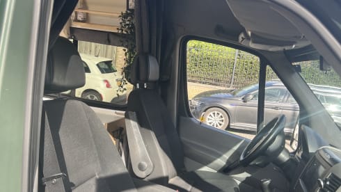 Ome Jan  – 2er-Mercedes-Benz-Bus aus dem Jahr 2011