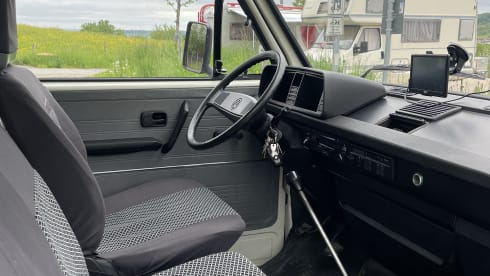 Lille – T3 Bully with power steering 85,000km beautiful extension with awning all inclusive.