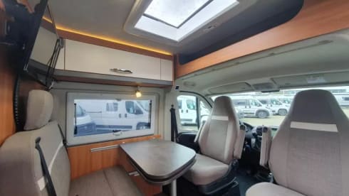 Stijn – Luxury Pössle Bus Camper from 2021 - Including 2 electric bicycles & air conditioning 