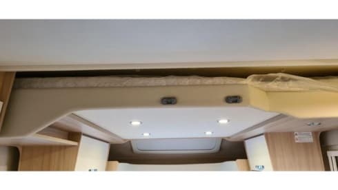 Luxurious & beautiful Bürstner 4 persons from 2019 ZGAN