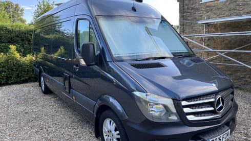 Hamish – 2 berth large campervan 2015 based on Mercedes Sprinter van