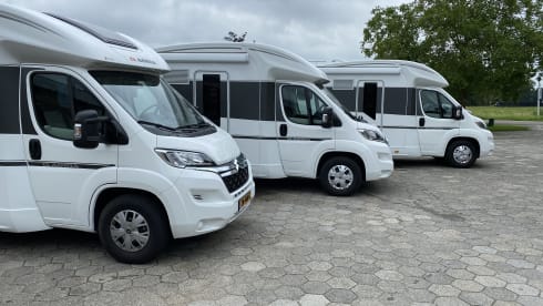 Adria matrix 670 SL model 2022 (4-5 pers. / complete for holidays)