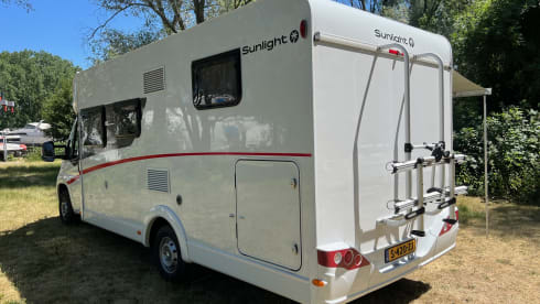 Luxury Sunlight T67 semi-integrated