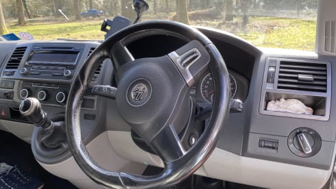 Stan – 4 berth 3 seatbelts Volkswagen campervan from 2014
