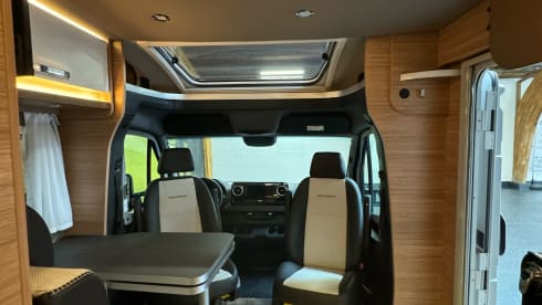 2p Mercedes-Benz semi-integrated from 2022