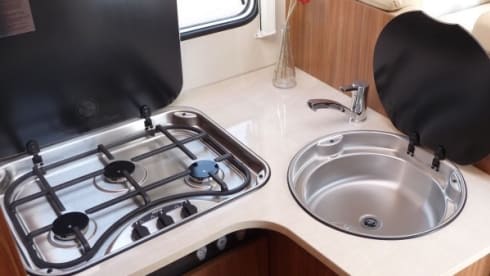 SAMEN OP WEG – Carado T449 Perfect 10 Edition