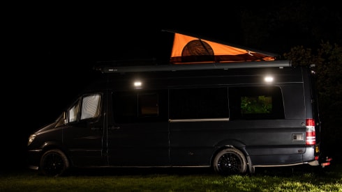Black Prince – The Ultimate super high spec off grid adventure camper