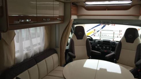 Fleurette Magisten 73LJF with bathroom in the back