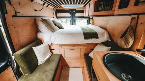3p Peugeot bus from 2017