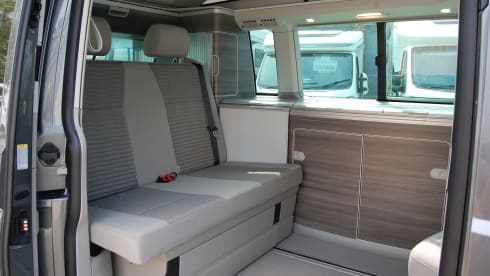 The West End Wanderer – West End Wanderer -Available for your Ultimate Campervan Adventure 