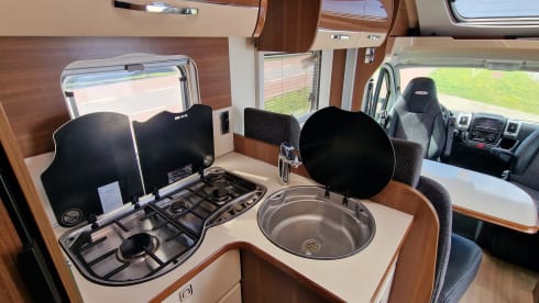 4p LMC semi-integrated uit 2019