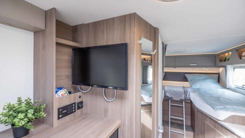 Nr. 5 Carado T338 Handgeschakeld – Camping-car luxueux et entièrement équipé avec lits jumeaux. Liberté absolue ! 