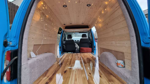 The Pickle Jar – 2 berth Volkswagen campervan from 2011