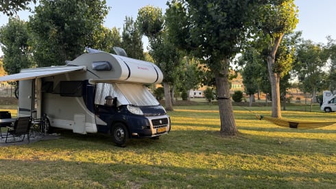6p ruime gezinscamper met stapelbed off the grid