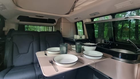 Take some Days Off with 4p Mercedes Marco Polo from 2024
