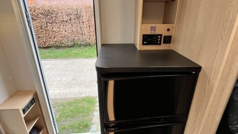 Starlink – **May Promotion** 4p Sunlight T670s Semi-integrated Automatic