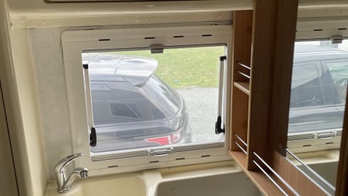 Rimor  – Ford transit 2.4 140pk - Rimor sailor 645