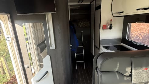 5p Ford alcove uit 2020