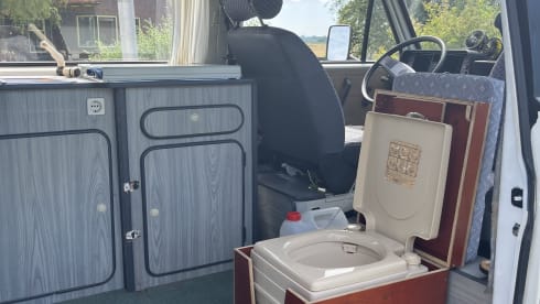T3 Erwin  – 2 a 3p Volkswagen Campervan. 