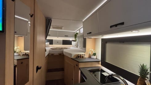 Making Memories 1 – T67s Sunlight semi-integrated 2024 Automatic