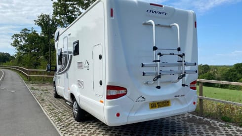 Edge 466 – Swift Edge, 6 Berth, 6 Seatbelts