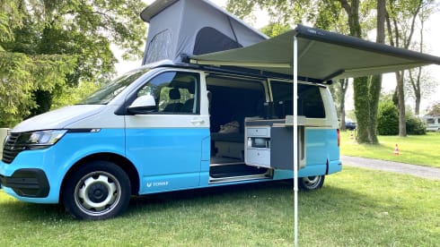 Beautiful Tonke XL (2021) VW camper from the Netherlands