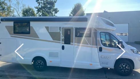 4 person luxury motorhome Fiat semi-integrated 