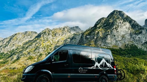 Mercedes Open Road adventure –     ADVENTURE BUSCAMPER automatic EXTRA LONG BED 165hp 