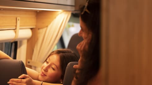 LE VAN ØBERWILD Annecy - family adventures