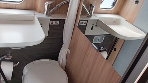 Hammer Grand Canyon bus camper