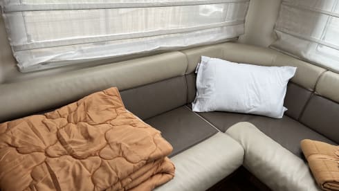 Rewind – Escapade familiale de luxe : camping-car moderne à 6 couchettes prêt pour l'aventure !