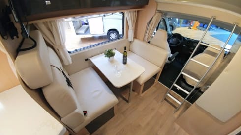 A-type – Beautiful camper (automatic); €300 discount from July 4th to July 18th