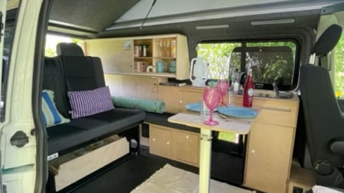 4p Volkswagen T6 L2H1 from 2017 with 2022 interior