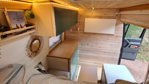 't buske! – Practical multifunctional motorhome for 2 people