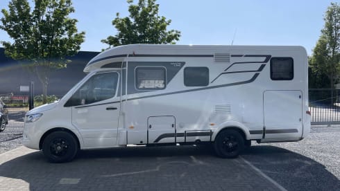 2p Hymer semi-integrated from 2021