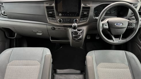 Nansi  – Compass 196 Wohnmobil mit 6 Schlafplätzen 