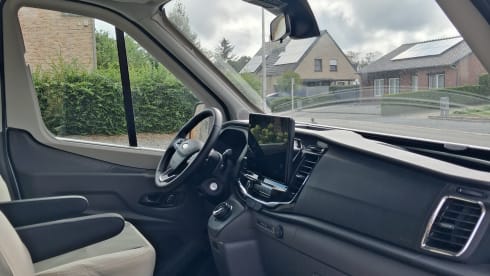Luigi – 5p Ford semi-integrated uit 2026