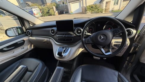 Molly – 4 berth Mercedes-Benz Marco Polo campervan from 2019