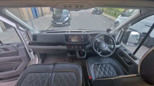 Crafty Fredrick – The comfverted 2018 VW Crafter Supervan 