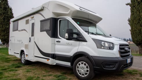 Nuovissimo camper super accessoriato