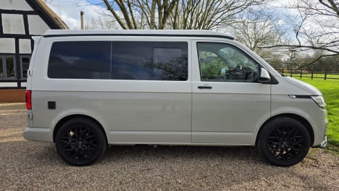 'Cow' Parsley – VW-Campingbus mit 4 Schlafplätzen