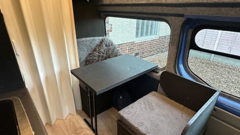 Renault Campervan mit 2 Schlafplätzen