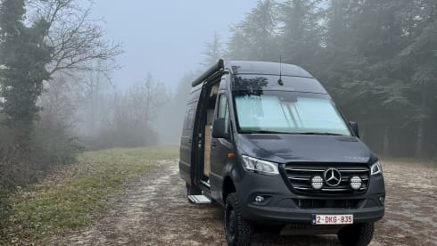 Hogan – 4p Mercedes Hymer 4x4 - 2023