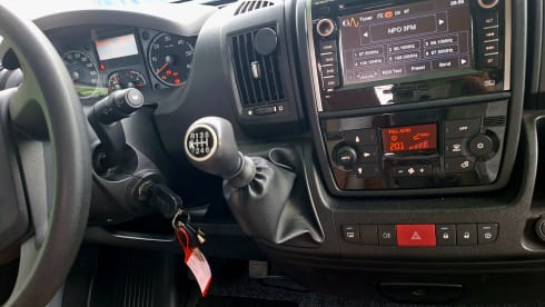 Huisje op wielen om mee op avontuur te gaan! – Schönes Familienwohnmobil
